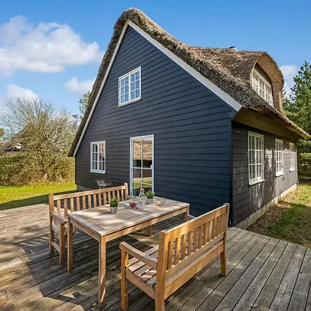Enya - 1-2km From The Sea By Interhome * Blavand