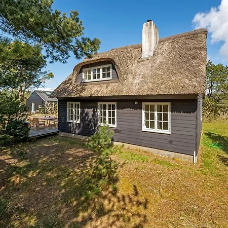 Enya - 1-2km From The Sea By Interhome Blavand