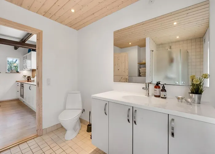 Holiday home Enya - 1-2km From The Sea By Interhome *