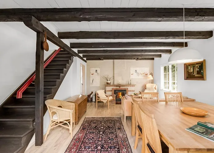 Enya - 1-2km From The Sea By Interhome *